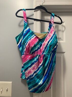 Kim Gravel 20w bathing suite set tank, shorts and wrap Multi-Stripe pink & Teal